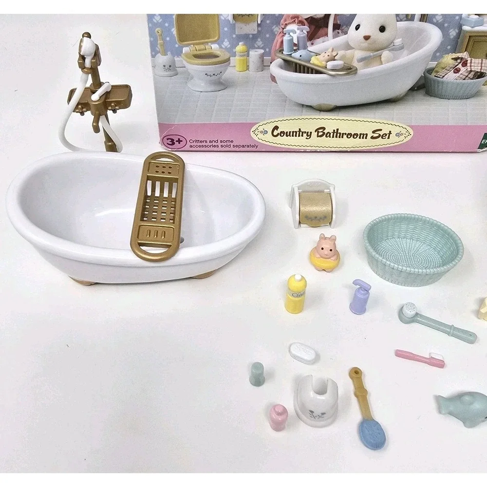 CALICO CRITTERS #CC1748 Country Bathroom Set - Complete